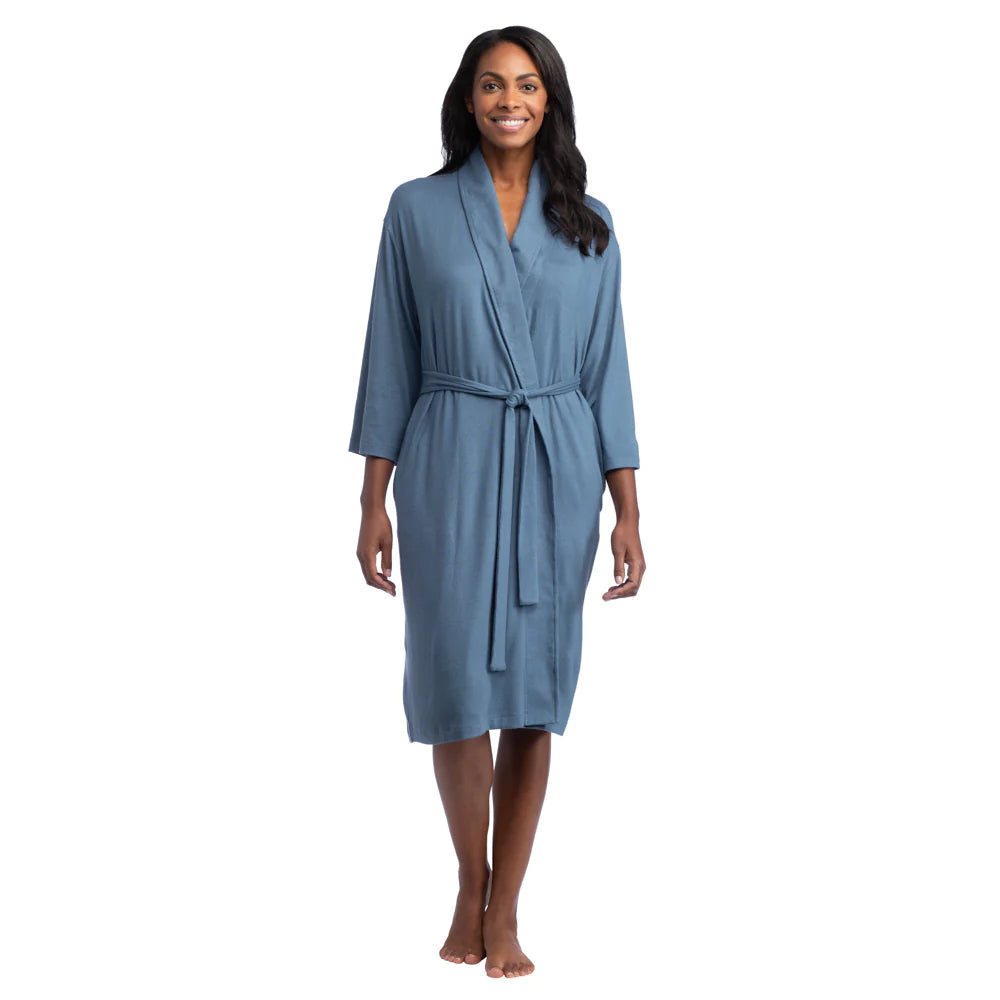 Escape into stunning softness with Softies Women's Dream Jersey Robe! This lightweight robe wraps your skin in unbelievable silky smoothness from your shoulders to your calves. A shawl collar creates a feeling of comfort, sophistication and spa-like luxury.