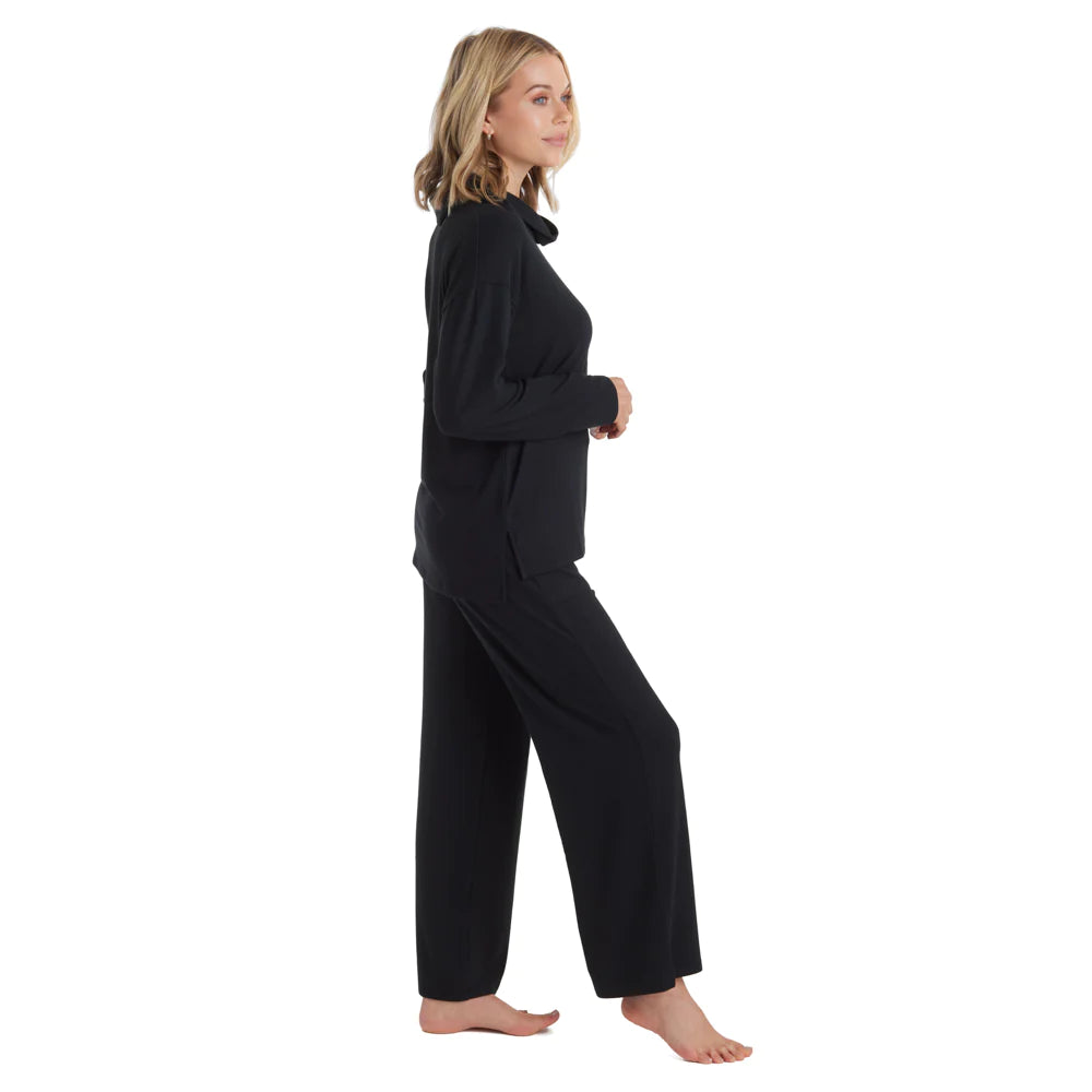 Unveil a world of lavish refinement with our enchanting Ultra Dream Cowl Neck Lounge Set. Revel in comfort and style effortlessly with its classically cozy cowl neck top, plus matching Ultra Dream long pant with convenient side pockets and elevated details. The black color is flattering and timeless, making this lounge set a winner for years to come. 