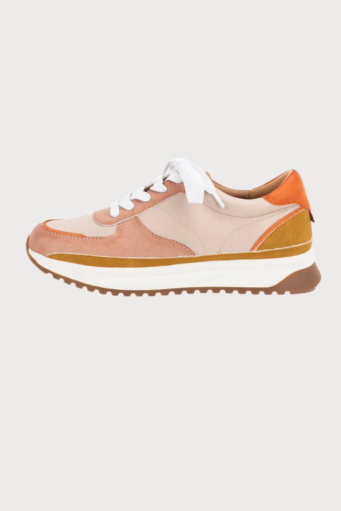 If fall was a shoe, these ones would be it! The blush, orange, and mustard hues are top of mind this season, making this style the perfect match to your everyday looks. It's elevated and unique, while remaining comfortable. A win-win and a must have for the season!
