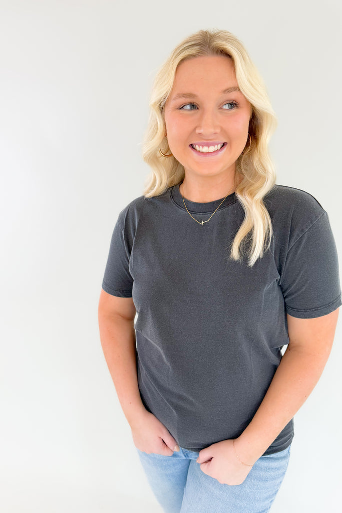 The Ace Organic Cotton Short Sleeve Tee is ultra soft and stretchy, perfect for lounging or on the go. It's a classic tee with a unique washed look. You can wear it on its own or layer it all season! 