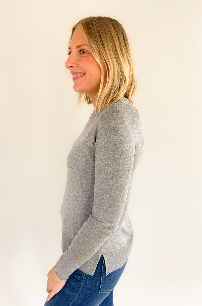 The Camille Lightweight Classic Sweater is amazing on its own, but also is great for layering! It's extremely soft and lightweight, making a great option for early fall. It comes in three amazing colors to complete any look!