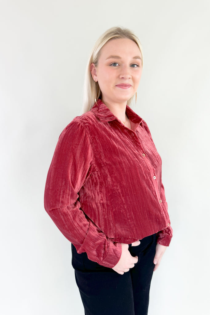 Make a statement in this stylish mauve and red crush velvet shirt! The color is unique and can work for different seasons. Features gold buttons and collared details, perfect for any work or holiday occasion. Look and feel your best with this elevated velvet shirt! 