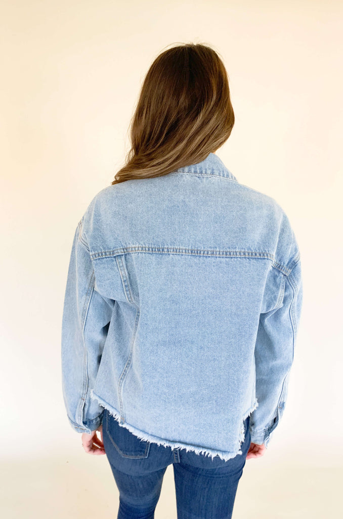 Feel like your best self while rocking this Dee Distressed Relaxed Denim Jacket! This fun denim jacket features long sleeves and a semi-cropped fit, plus raw hem details add a trendy touch to any outfit. It's the perfect weight that can be worn spring-fall, so you will get tons of wear out of it. With a look that's both stylish and comfy, you'll be ready to get go!