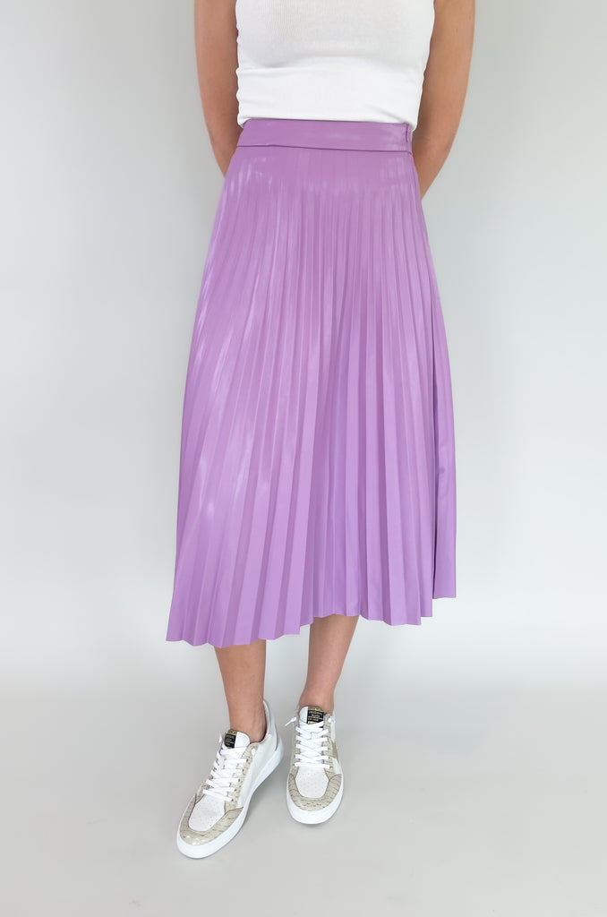 Lavender faux leather pleated mini skirt with side zipper and fabric lined