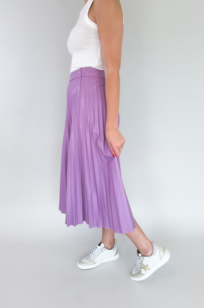Lavender faux leather pleated mini skirt with side zipper and fabric lined