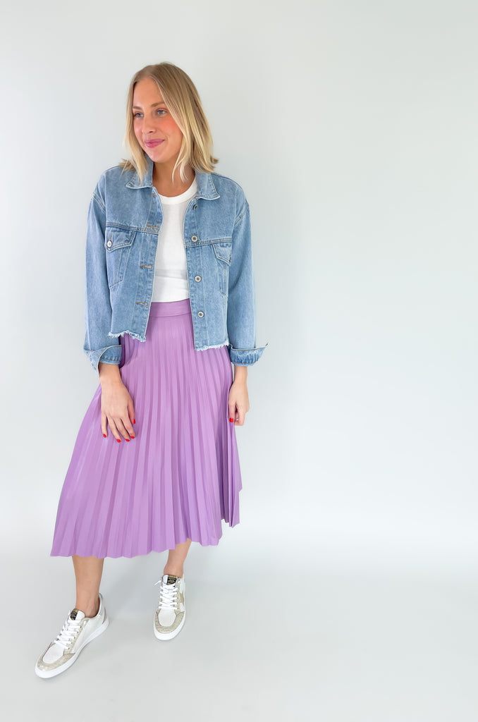 Lavender faux leather pleated mini skirt with side zipper and fabric lined