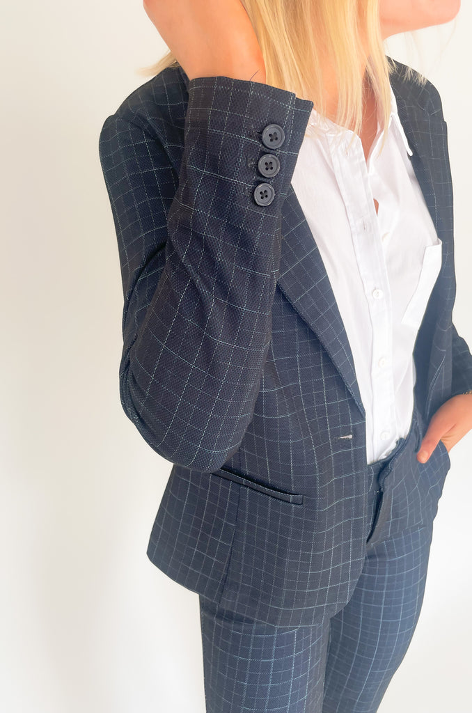 navy Liverpool Los Angeles fitted blazer with white windowpane color