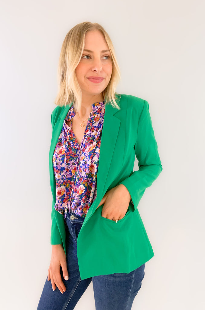 skies are blue long sleeve welt pocket blazer with silky floral or stripe printed lining. Available in hyper pink, Kelly green, or sun kissed orange.