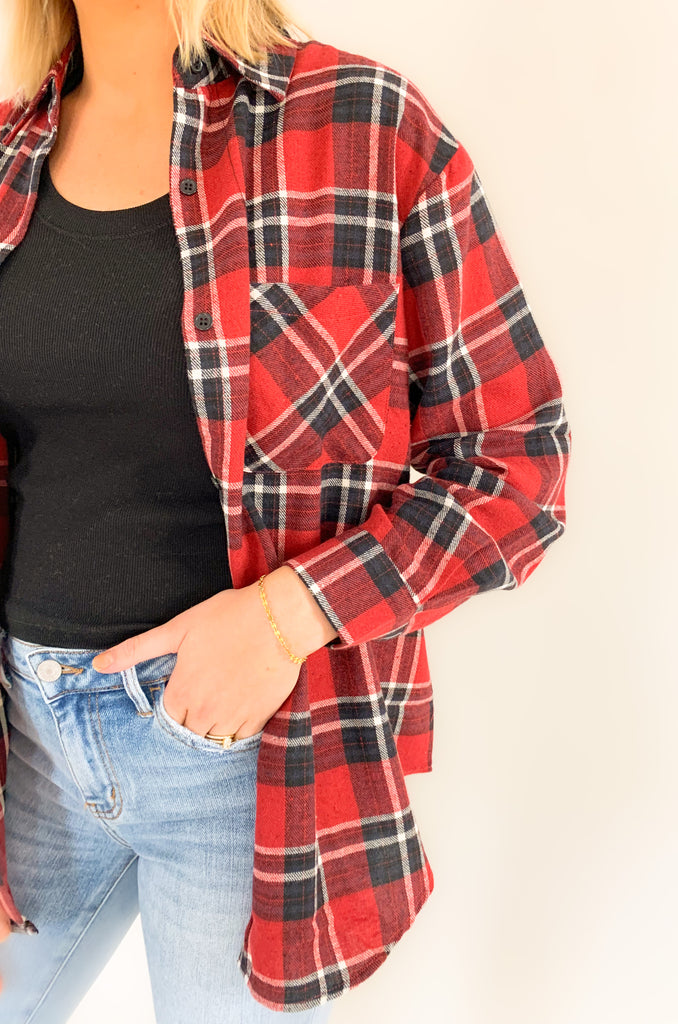 This Iowa State Mascot Oversized Plaid Flannel is a must-have for any Iowa Cyclones fan! It's crafted from a classic, cozy flannel material that's soft and elevated. The oversized  black and red plaid print screams game day fun! Plus, who doesn't love the iconic cyclone mascot on the back!?