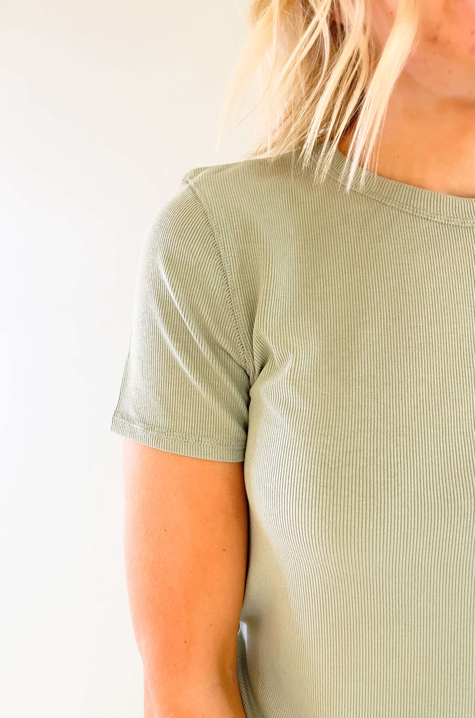The Mae Short Sleeve Ribbed Tee is an amazing basic to have and a BESTSELLER!  It is better than an average shirt and has subtle details we love. The top has a ribbed fabric, which smooths the body and looks so chic. It comes in a few colors and pairs with everything too!