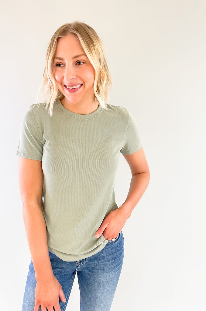 The Mae Short Sleeve Ribbed Tee is an amazing basic to have and a BESTSELLER!  It is better than an average shirt and has subtle details we love. The top has a ribbed fabric, which smooths the body and looks so chic. It comes in a few colors and pairs with everything too!