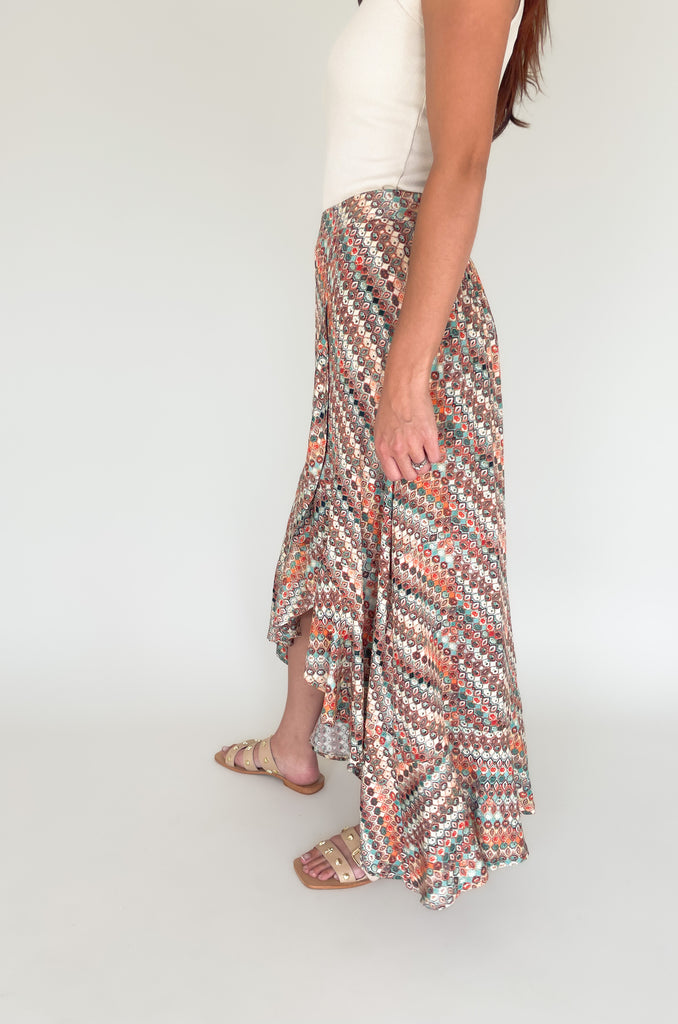 multi print elastic waist skirt with ruffle detail and side slit
