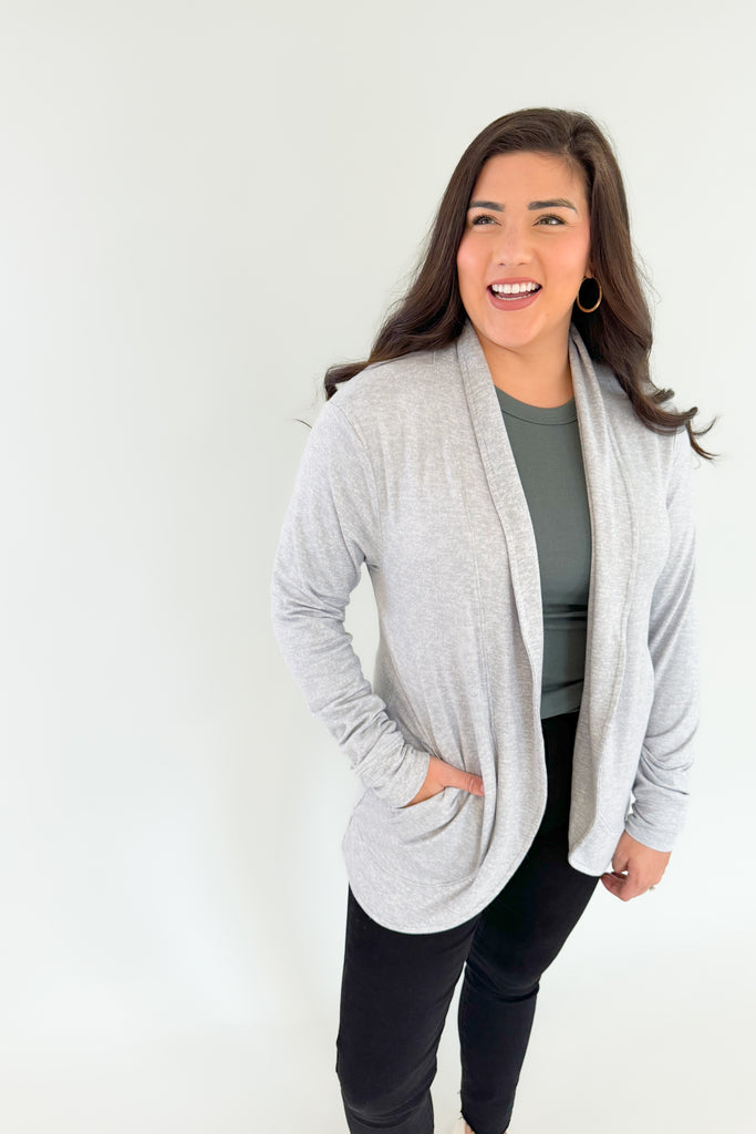 Designed with luxurious softness and versatility, our new Ultra Dream Cascade Cardigan quickly transforms from an open, relaxed look to a sophisticated cross-front wrap.