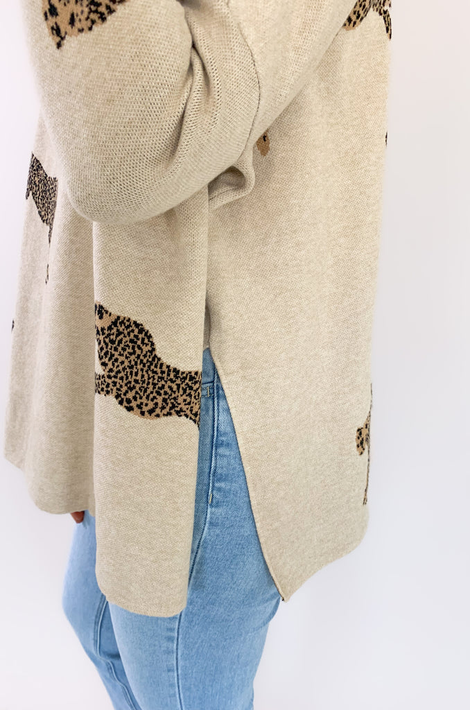 The Printed Cheetah Oversized Sweater is cute, comfortable, and amazing for on-the-go! Although it looks so fun, you wouldn't believe how comfortable this style is too. It's incredibly soft, stretchy, and has side slits (perfect for leggings)! Choose between to great colors to complete your look. 