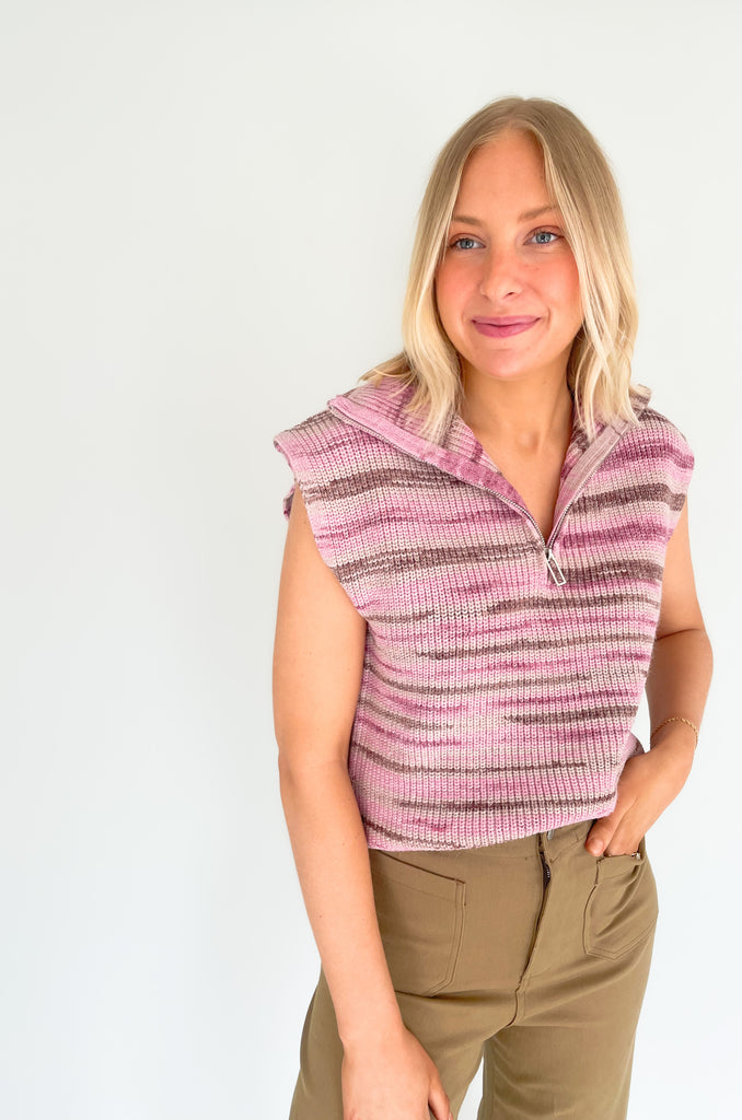 Multicolor sleeveless half zip sweater with a collar and a boxy fit