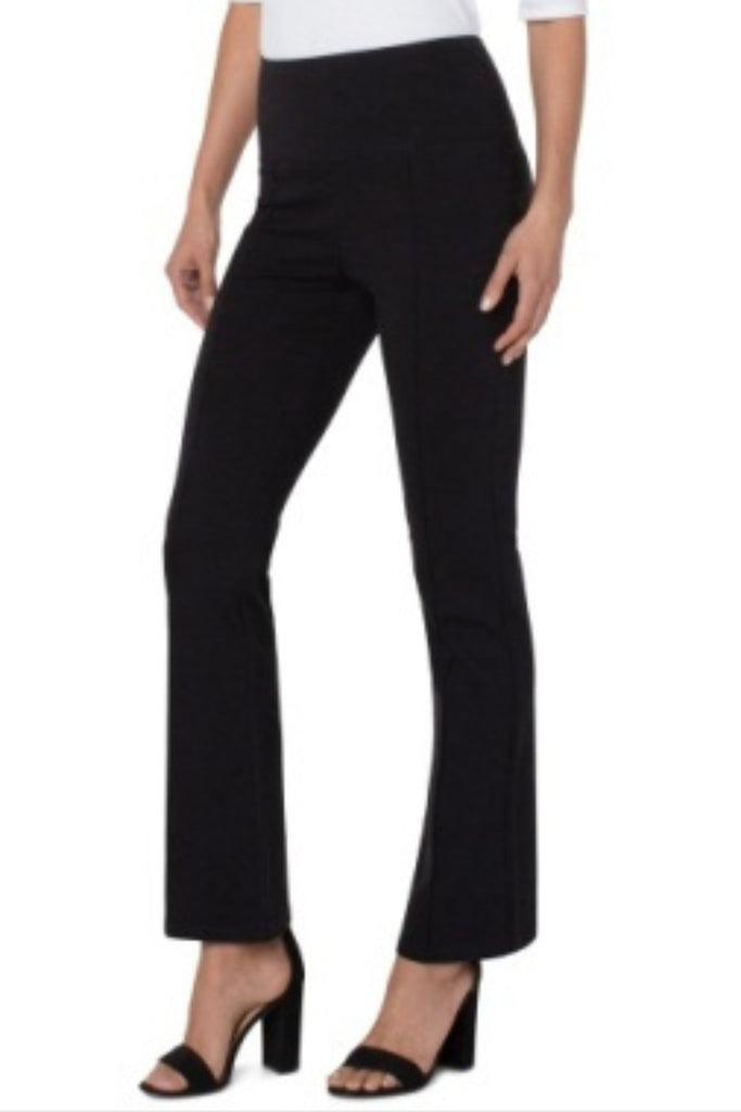 The Liverpool Pearl Full Length Flare Pant with Pintucks and a 29" inseam is a great pant to have in your wardrobe. Aside from being extremely comfortable and stretchy, it also looks elevated. You can dress these pants up or down for countless occasions and wear them year round. 