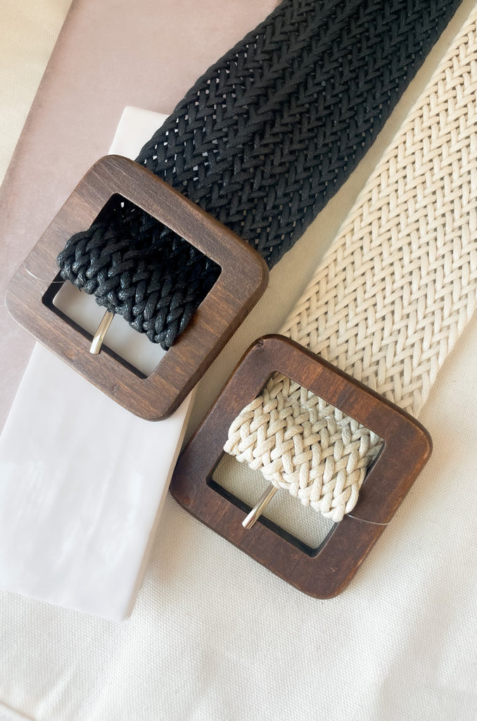 This Wooden Square Buckle Braided Belt offers a unique and stylish look, providing a finishing touch to any outfit.  Available in black and ivory, this timeless design makes it a great addition to your wardrobe.