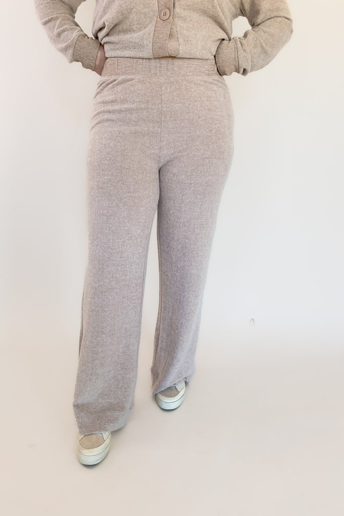 This pant fits like a dream! The Tessa Cozy Pant is made using our signature Dream Cozy Knit fabric and features an easy fit through the hips and leg, with a long, full length. Pair it with the  Z SUPPLY Pamala Cozy Toffee Cardigan for a relaxed set that  completes your look!