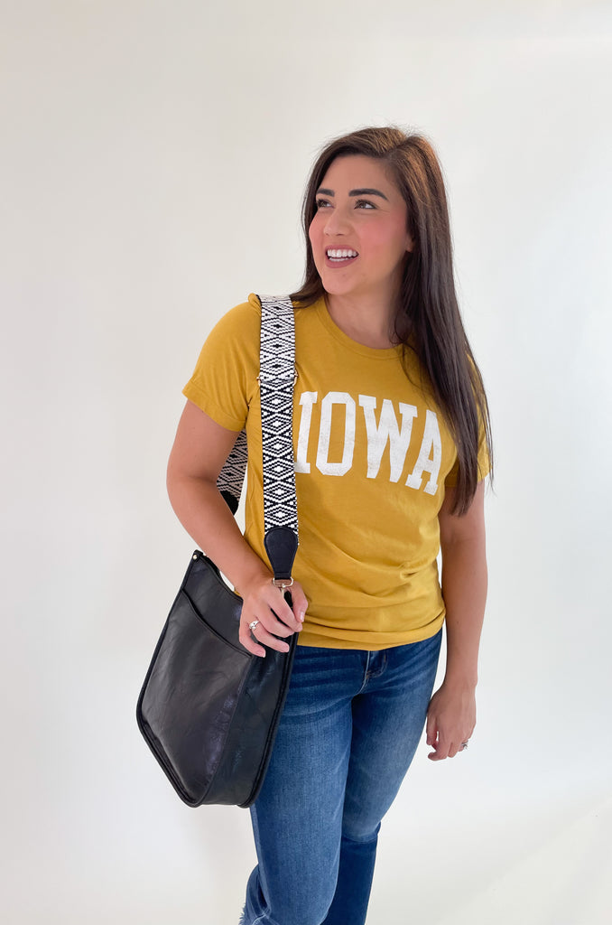 The Chloe Faux Leather Handbags with Guitar Strap are nothing but fun! They are seriously so cute! We love this vegan leather bag because the fabric is amazing quality. The faux leather is so soft, but also durable.