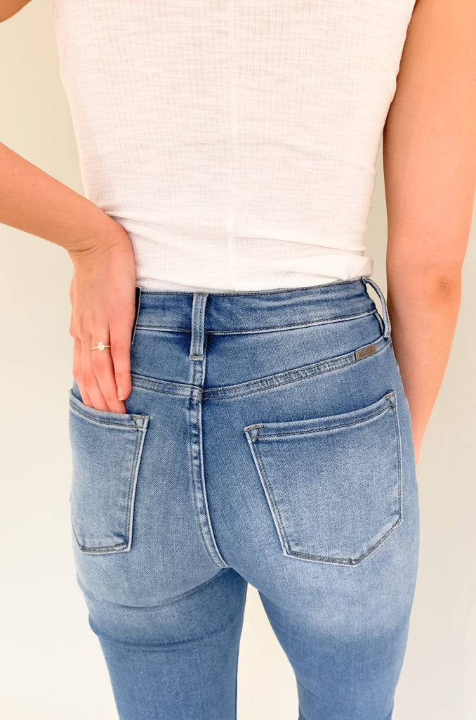 The Just Classic High Rise Slim Straight Jeans are a new favorite! With a soft fabric, high rise fit, and plenty of stretch, these jeans will be your new go-to. They have the most amazing medium wash with no destruction. Straight leg jeans are right on trend this year too! 