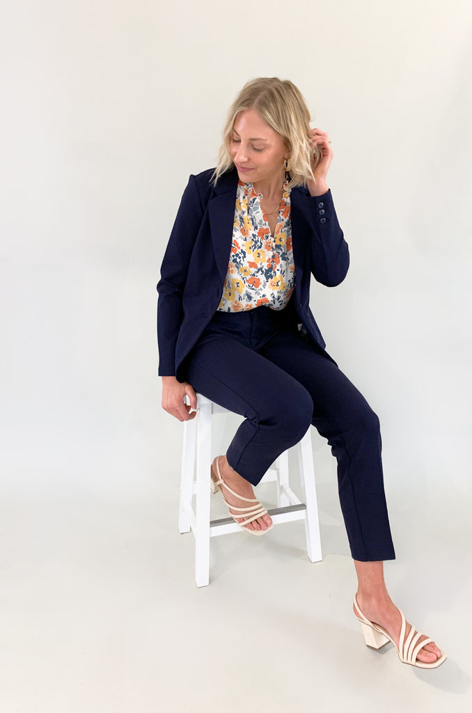 The Liverpool Kelsey Knit Trousers are an amazing style for work and special occasions. They look effortlessly chic, but have the liverpool comfort the brand is known for. 