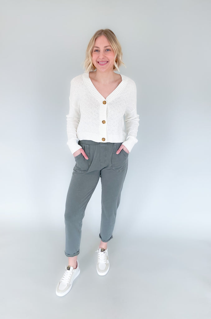 This new [Z SUPPLY] Kendall Jersey Pant is an instant favorite. Not only are these pants extremely comfortable, but they are also luxe. You can definitely wear them casually, but add a cute style like the [Z SUPPLY] Marcy Cardigan to dress it up. Because of the fun pockets, cuffed bottoms, and button detail, you get the look of an elevated pant. 