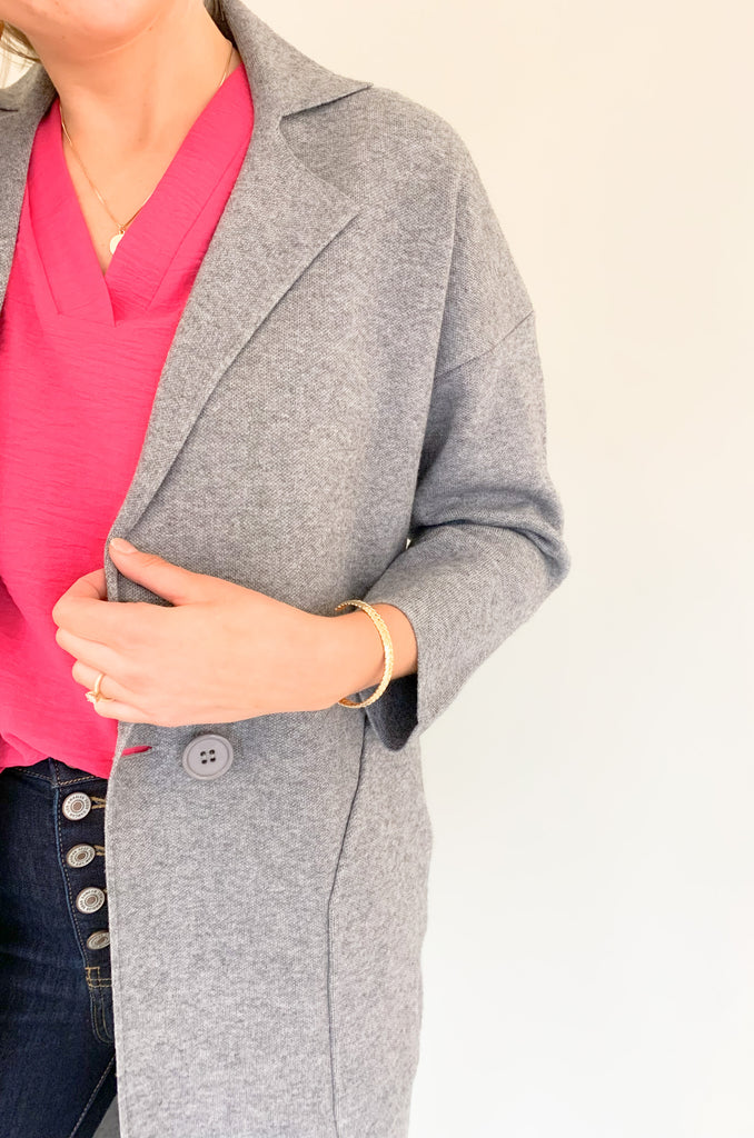 The Lotus Cashmere Blend Coat is such a luxurious style! With it's soft, elevated fabric and timeless silhouette, you will be reaching for it again and again. The weight is perfect too. It's more like a weighted cardigan rather than a heavy coat- simply a must-have! 