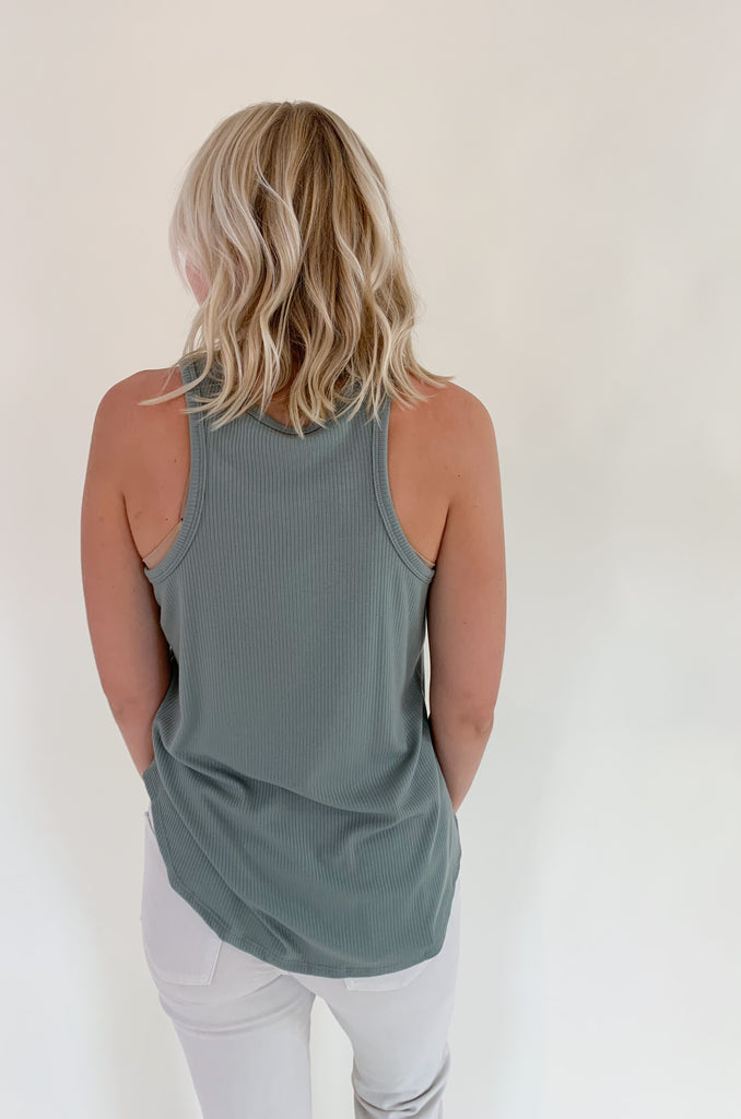 Elevated basics are the Katsch secret to a polished look! They are effortless and go with everything, especially for layering. The Monica Loose Fit Rib Knit Tank is no different. This style comes in three easy colors to compliment all of your looks. You can dress it up or down depending on your layering pieces. 