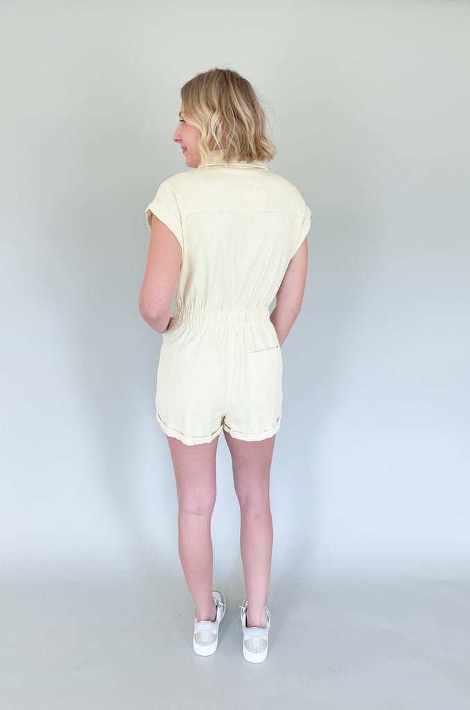 The Say Hello Short Sleeve Twill Romper is a stunner! If you are looking for a cute and casual piece that you can rock all season, don't skip this one. It's elevated and comfortable, and totally on trend. With the collared details, button up front, and gorgeous colors, you'll be ready for your next outing with confidence!