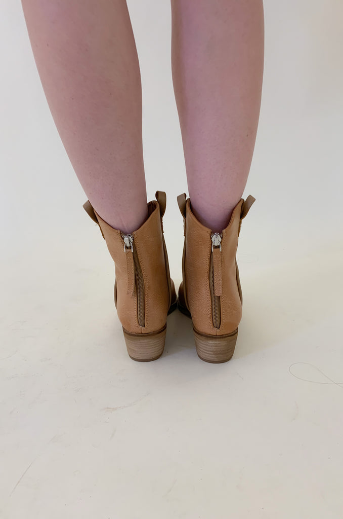 The Tina Camel Pointed Toe Faux Leather Booties are so fun. They are so chic and play well into the western trend we are seeing! These will effortlessly enhance your outfit and be a go-to for fall! Creamy nude colored boots 