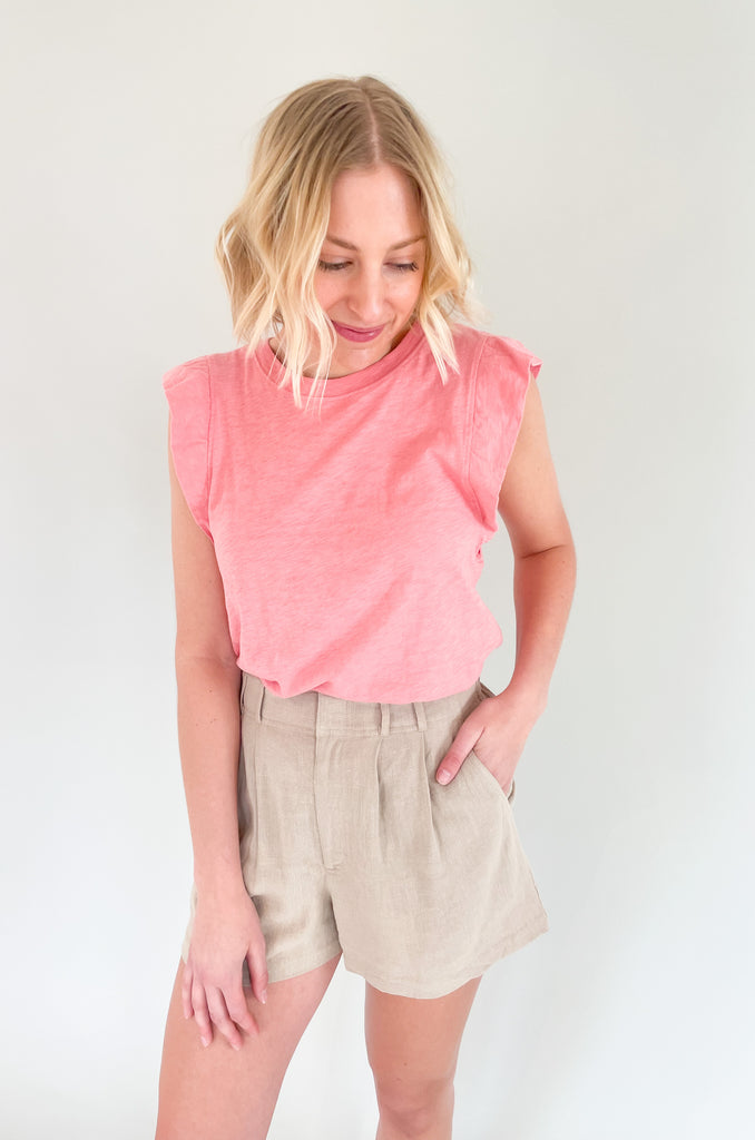 The [Z SUPPLY] Farah Shorts will be your new fave, made from the softest breathable fabric. This style has pleating on the front, adding a vintage touch. They are comfortable and easy, especially with the elastic back waistband. makes it easy to get the perfect fit.