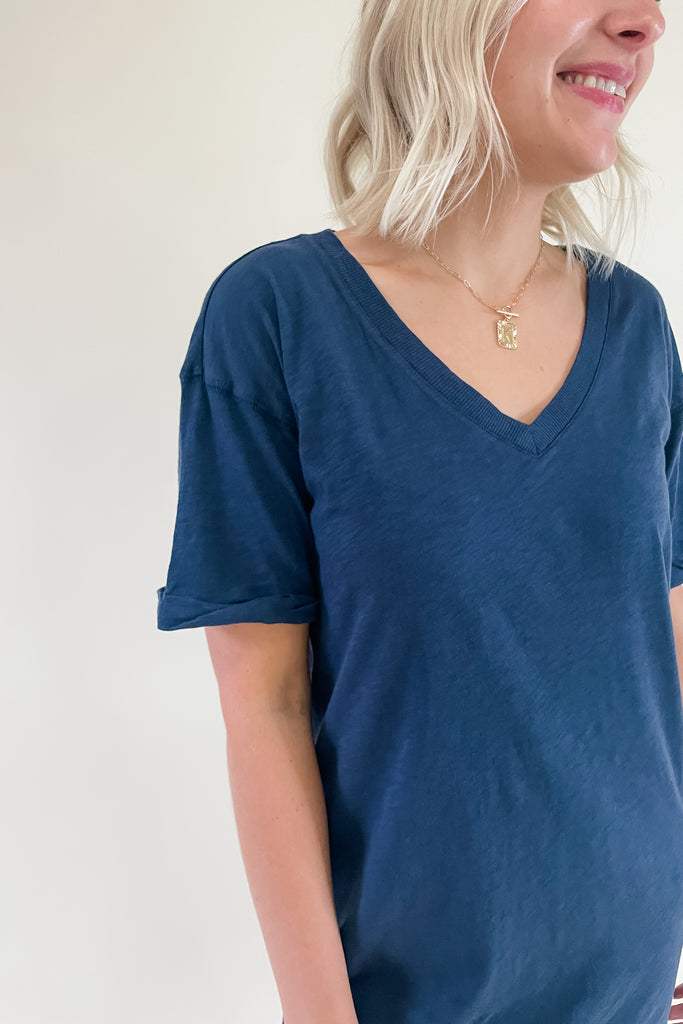 Who doesn't love a t-shirt dress like our new [Z SUPPLY] V Neck T Shirt Dress! The V-Neck T-Shirt Dress is made from a 100% cotton Slub Jersey knit fabric. Featuring a ribbed v-neck design with rolled sleeves, this dress is an easy essential you’ll want to have on-hand. It's so cute and comfy!